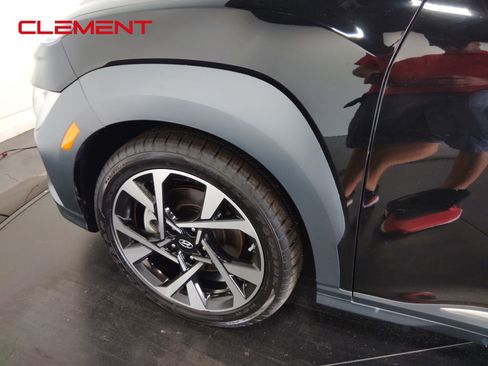 Used 2022 Hyundai Kona Limited image 43