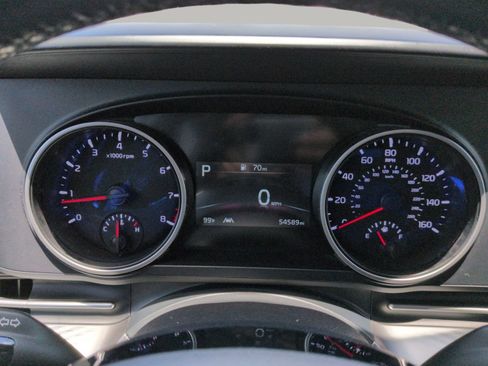 Certified 2024 Kia Carnival LX FWD image 27