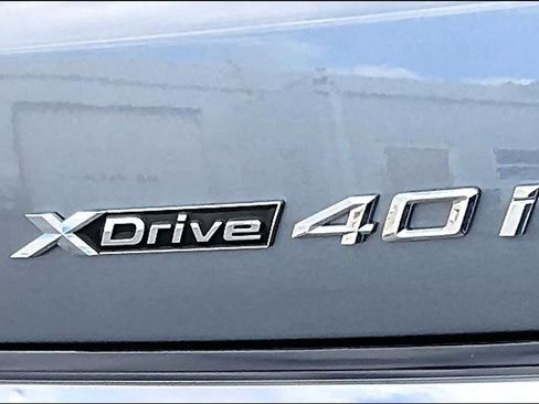 Used 2025 BMW X7 xDrive40i w/ Executive Package image 18