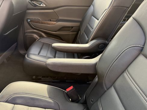 Used 2020 GMC Acadia Denali w/ Trailering Package image 16