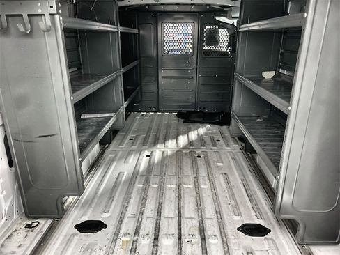 Used 2021 Nissan NV 1500 S image 19