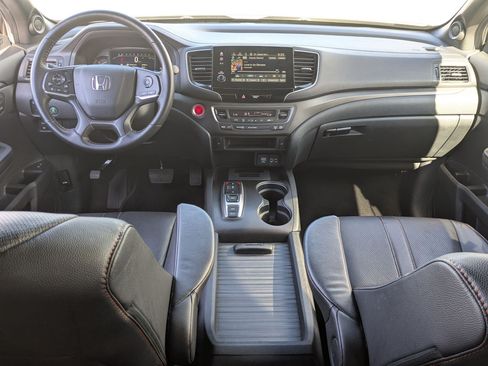 Used 2023 Honda Passport TrailSport image 29