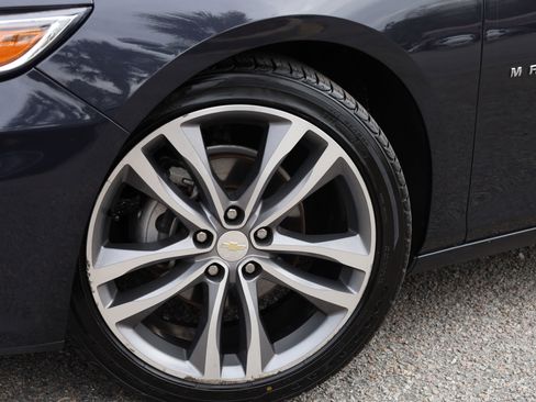 Used 2023 Chevrolet Malibu LT image 19