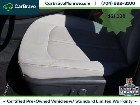 Used 2023 Hyundai Sonata SEL w/ Preferred Accessory Package FWD image 13