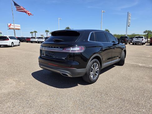 Used 2022 Lincoln Nautilus Reserve image 7