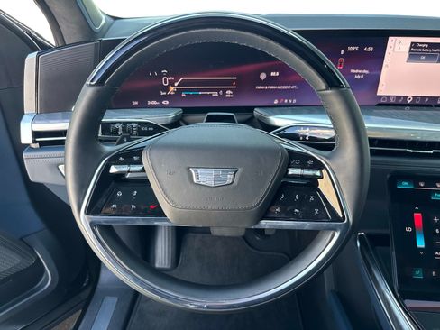 Used 2025 Cadillac Escalade IQ Luxury 2 w/ LPO, Radiant Package AWD/4WD image 30