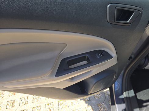 Used 2021 Ford EcoSport S image 11