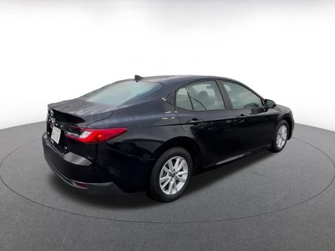 Used 2025 Toyota Camry LE image 14