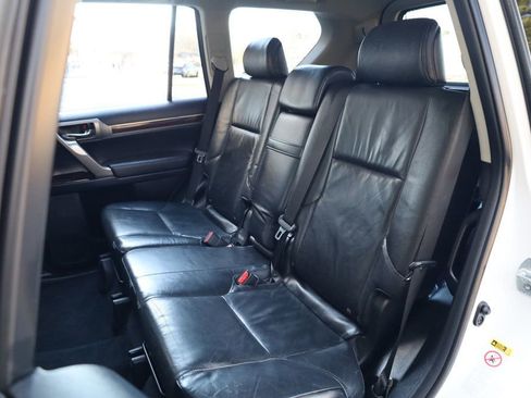 Used 2014 Lexus GX 460 w/ Premium Package image 19