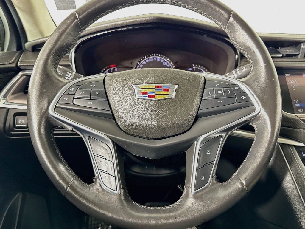 Used 2017 Cadillac XT5 Luxury w/ Driver Awareness Package FWD image 44