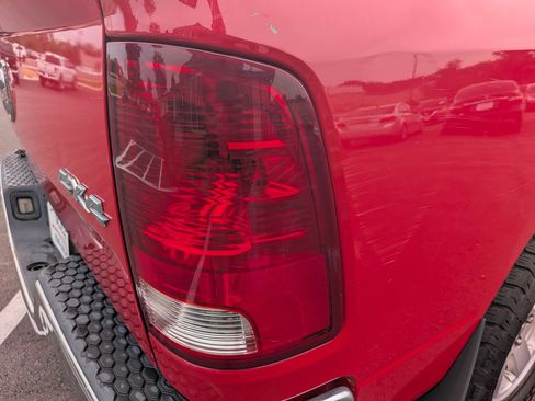 Used 2011 RAM 1500 Classic SLT w/ Remote Start & Security Group AWD/4WD image 17