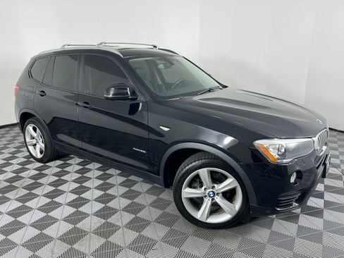 Used 2016 BMW X3 xDrive28i AWD/4WD image 2