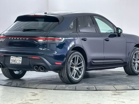 Used 2022 Porsche Macan AWD/4WD image 2