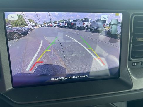 New 2025 Ford Bronco Badlands image 30