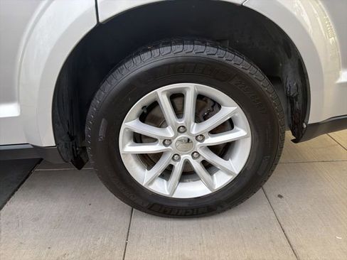 Used 2013 Dodge Journey SXT image 12