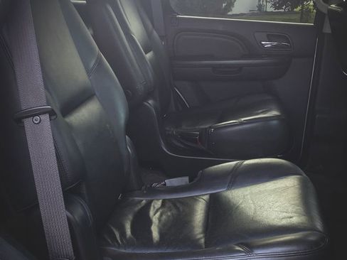 Used 2014 GMC Yukon Denali AWD/4WD image 18