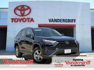 Used 2025 Toyota RAV4 LE AWD/4WD video 1