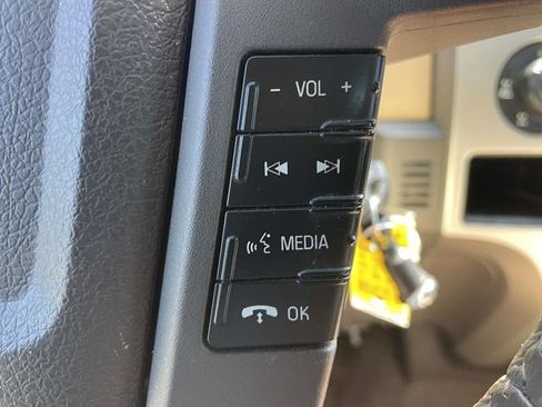 Used 2013 Ford F150 XLT w/ XLT Chrome Pkg AWD/4WD image 21