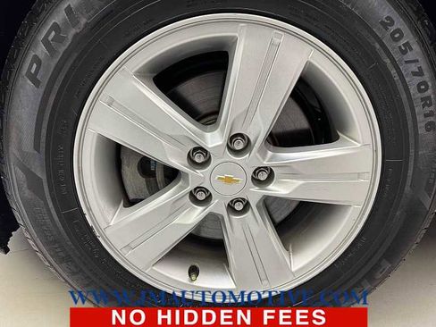 Used 2021 Chevrolet Trax LT w/ Driver Confidence Package image 9