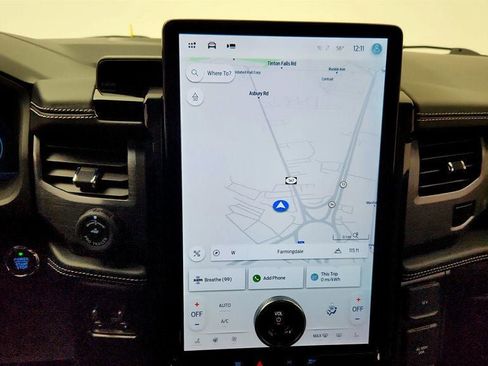 Used 2023 Ford F150 Lightning Platinum image 20