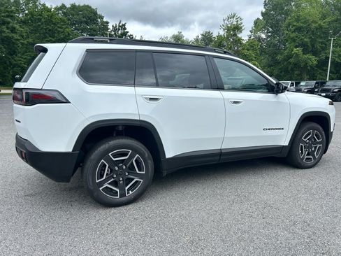 New 2026 Jeep Cherokee Limited AWD/4WD image 4