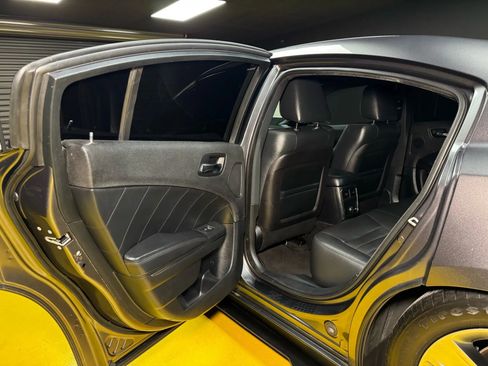 Used 2014 Dodge Charger R/T w/ Blacktop Package image 13