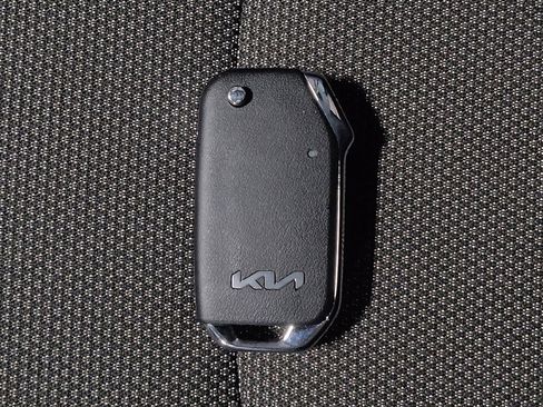 Used 2023 Kia Forte LXS FWD image 32