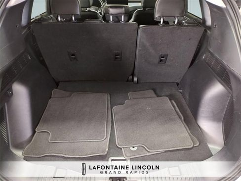 Used 2024 Ford Escape Platinum image 29