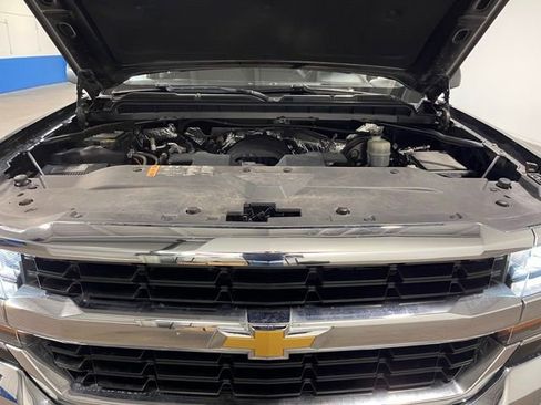 Used 2017 Chevrolet Silverado 1500 LT w/ All Star Edition RWD image 9