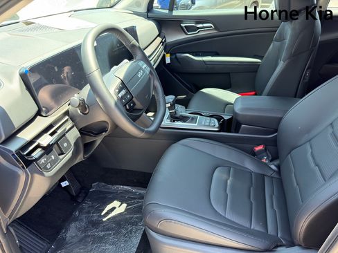 New 2026 Kia Sportage SX FWD image 9