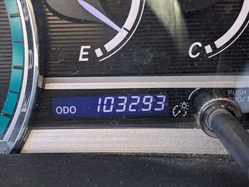 Used 2013 Toyota Venza Limited image 11