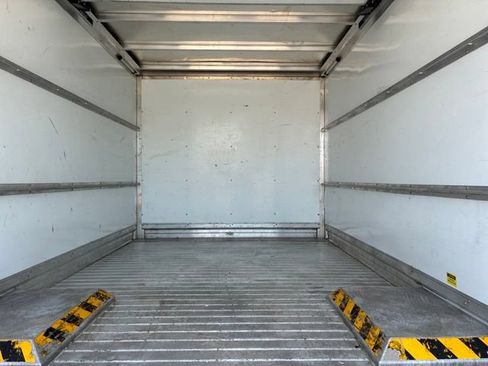 Used 2024 Ford Transit 350 RWD image 18
