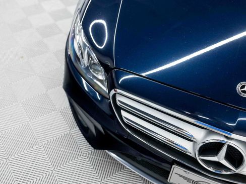Used 2019 Mercedes-Benz E 450 4MATIC Wagon image 19