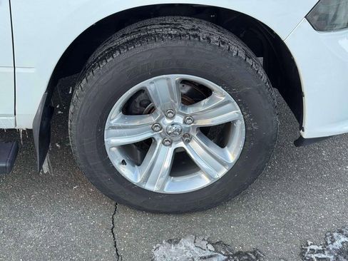 Used 2016 RAM 1500 Express image 9