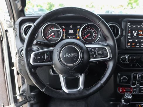 Used 2020 Jeep Gladiator Rubicon AWD/4WD image 22