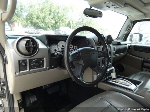 Used 2003 HUMMER H2 w/ Preferred Equipment Group image 38
