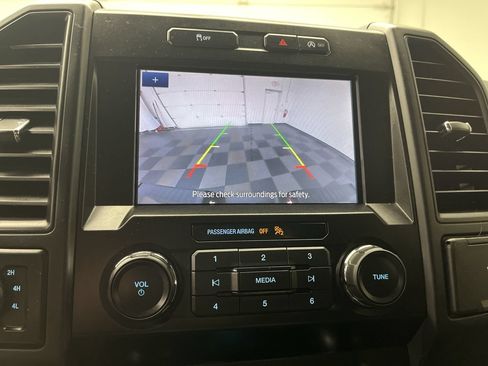 Certified 2019 Ford F150 XL w/ Equipment Group 101A Mid AWD/4WD image 5