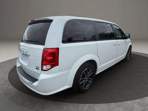 Used 2019 Dodge Grand Caravan GT FWD image 5