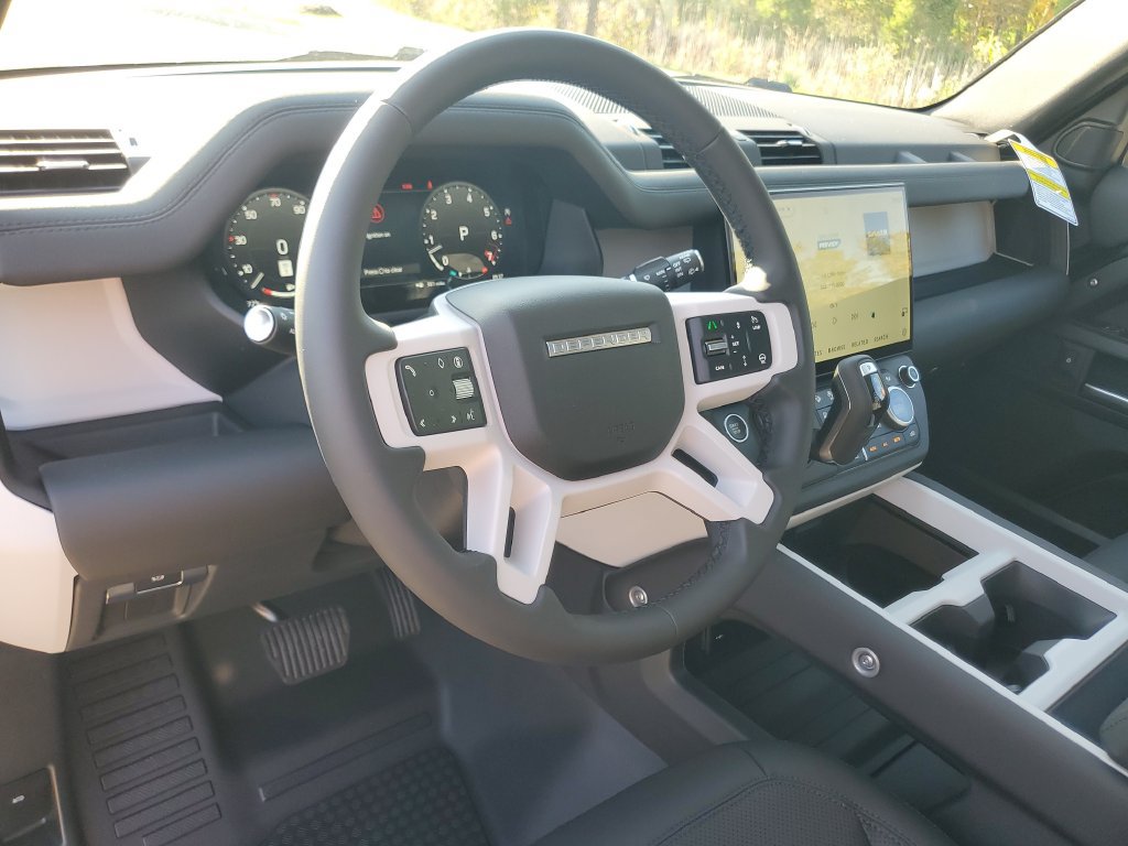 New 2026 Land Rover Defender 130 S AWD/4WD image 14