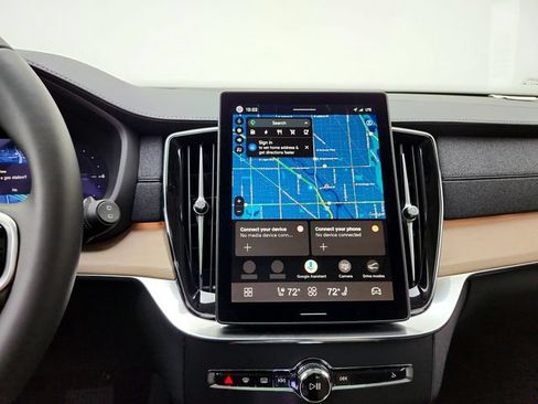 New 2026 Volvo XC90 T8 Plus w/ Protection Package Premier AWD/4WD image 23