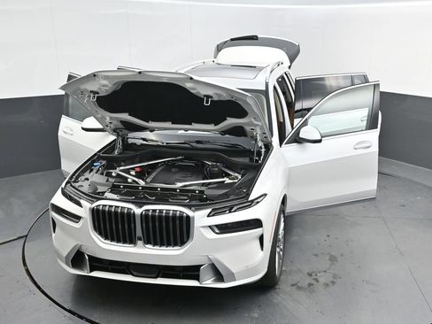 New 2026 BMW X7 xDrive40i image 59