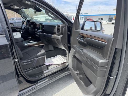 Used 2024 GMC Sierra 1500 Elevation AWD/4WD image 17