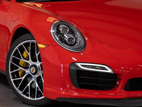 Used 2015 Porsche 911 Turbo S AWD/4WD image 41
