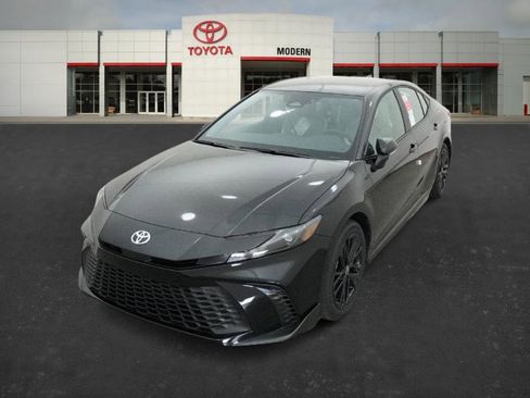 New 2026 Toyota Camry SE image 4