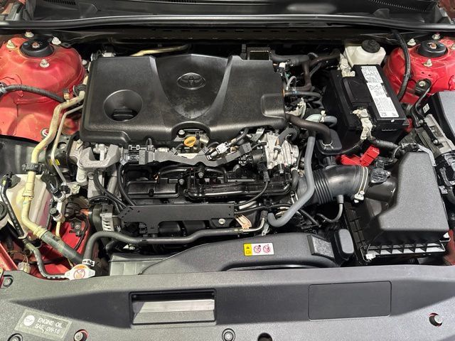 Used 2021 Toyota Camry SE AWD/4WD image 8