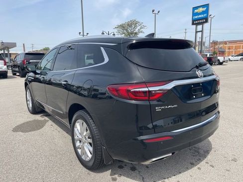 Used 2020 Buick Enclave Premium w/ Sun and Sites Package AWD/4WD image 14