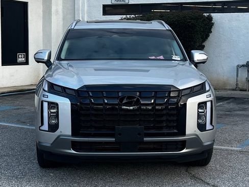Used 2024 Hyundai Palisade Limited image 2