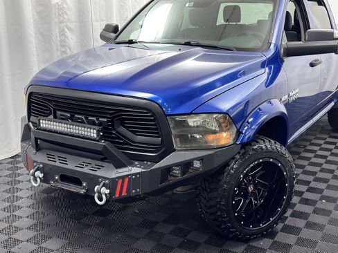 Used 2017 RAM 1500 Express image 3