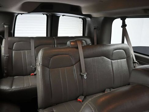 Used 2014 Chevrolet Express 3500 LS RWD image 33