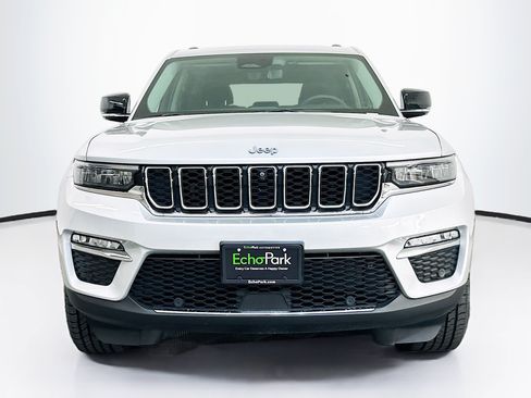Used 2022 Jeep Grand Cherokee Limited 4xe w/ Luxury Tech Group II AWD/4WD image 2